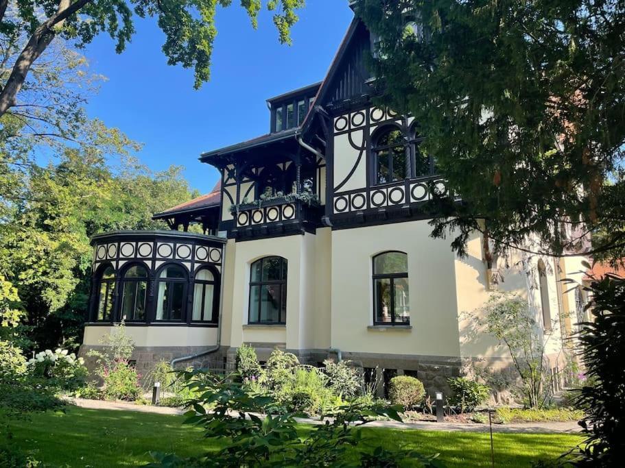 Verwunsches Haus Mit Parkplatz In Bester Lage Markkleeberg Bagian luar foto