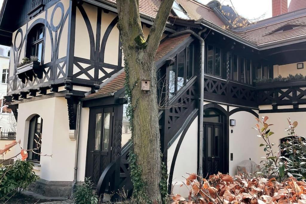 Verwunsches Haus Mit Parkplatz In Bester Lage Markkleeberg Bagian luar foto